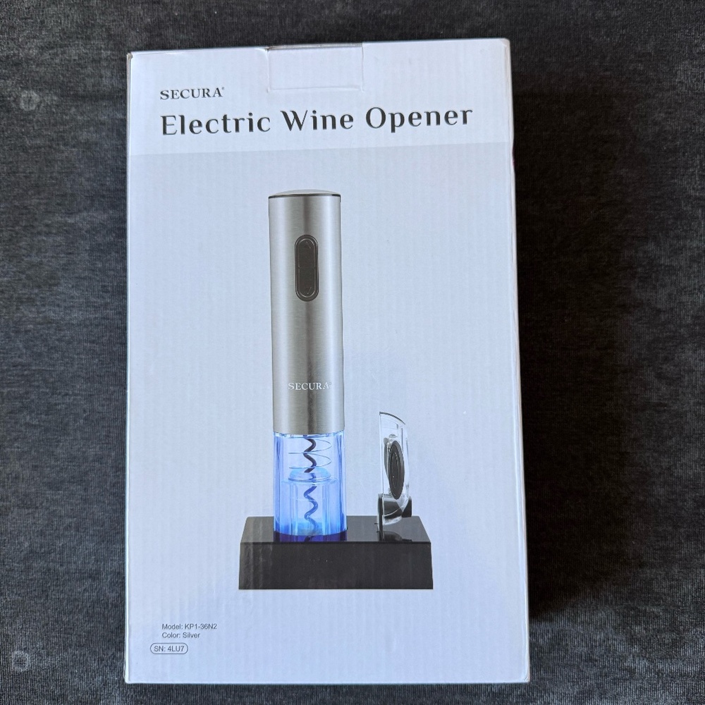 Secura electric wine opener